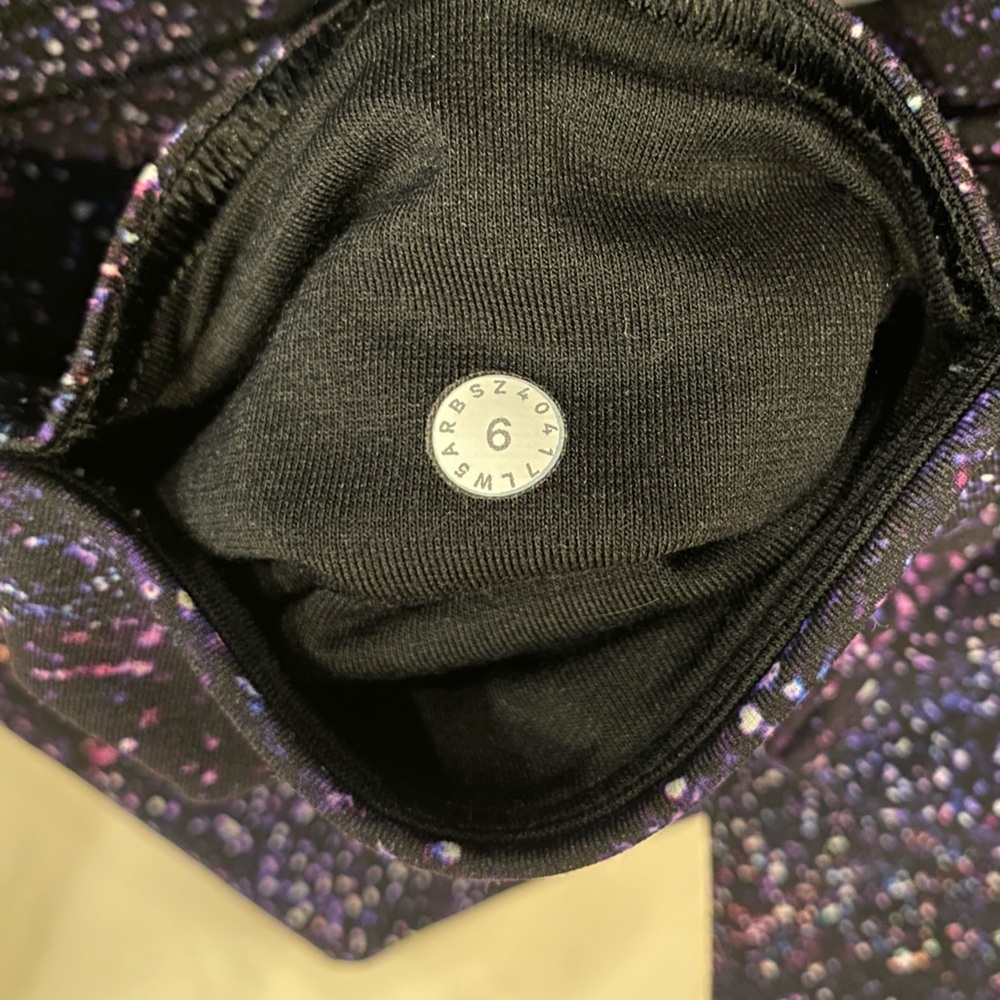 Lululemon Train Times 7/8 Pant 25" Crystalline Multi / Black size 6 - Picture 9 of 9